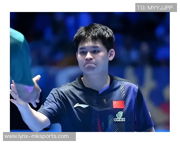 林诗栋只出战单打！与樊振东同台合练超高兴，引得陈垣宇蒯曼围观